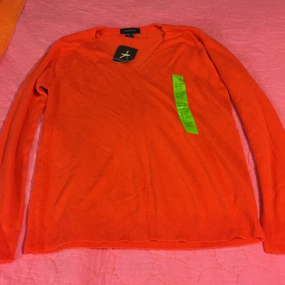 Sweater - Picture 1 of 1